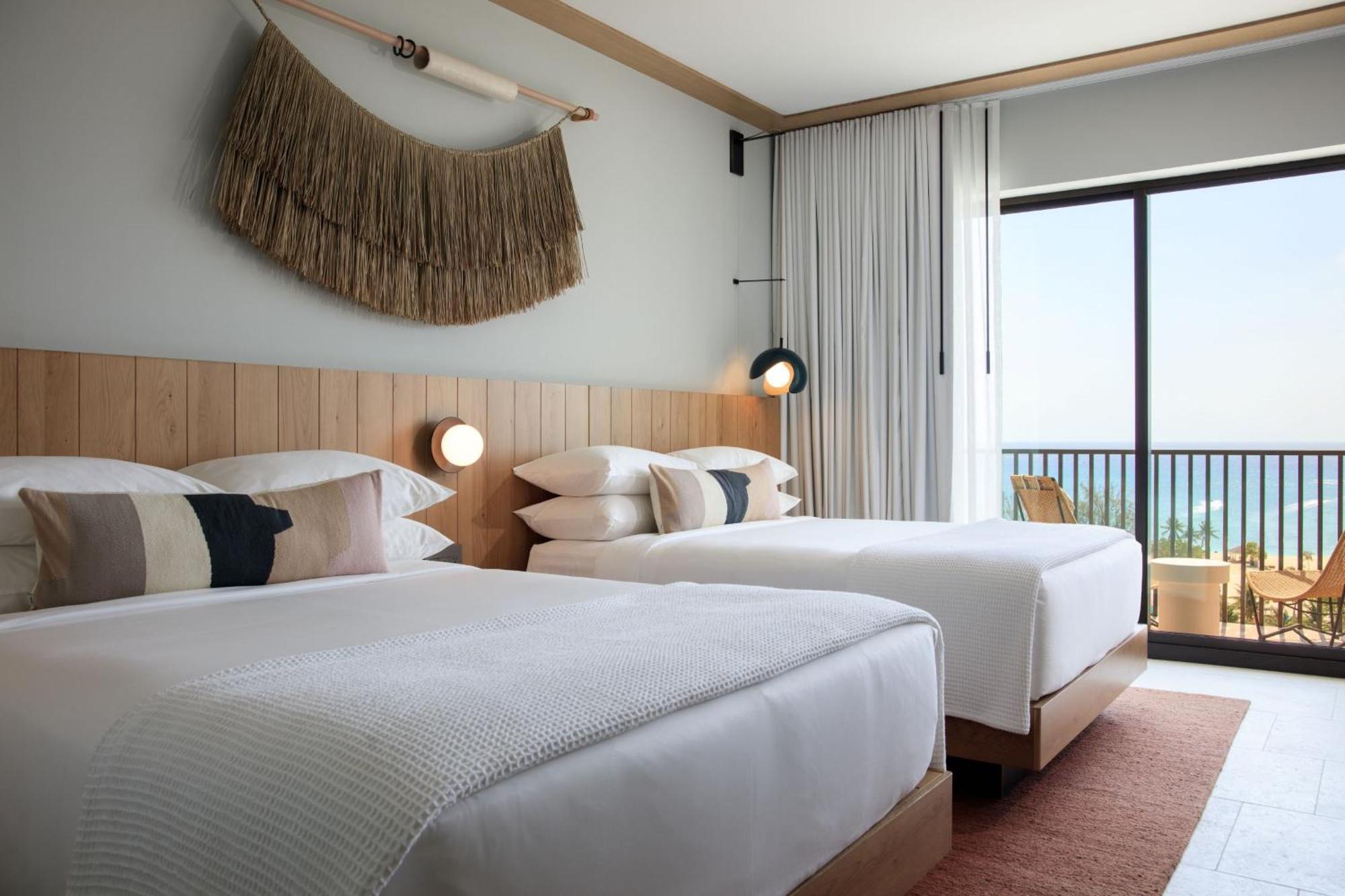 Hotel Indigo Grand Cayman By Ihg West Bay Buitenkant foto