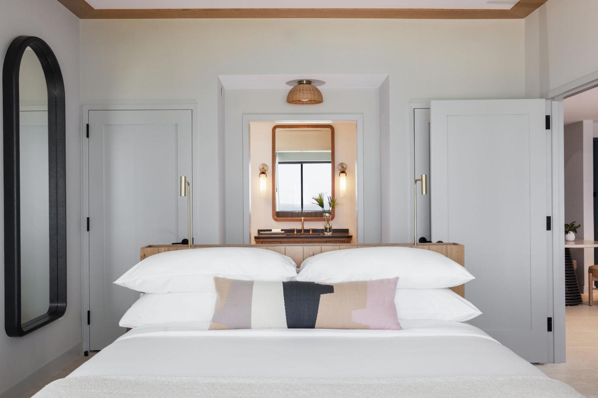 Hotel Indigo Grand Cayman By Ihg West Bay Buitenkant foto